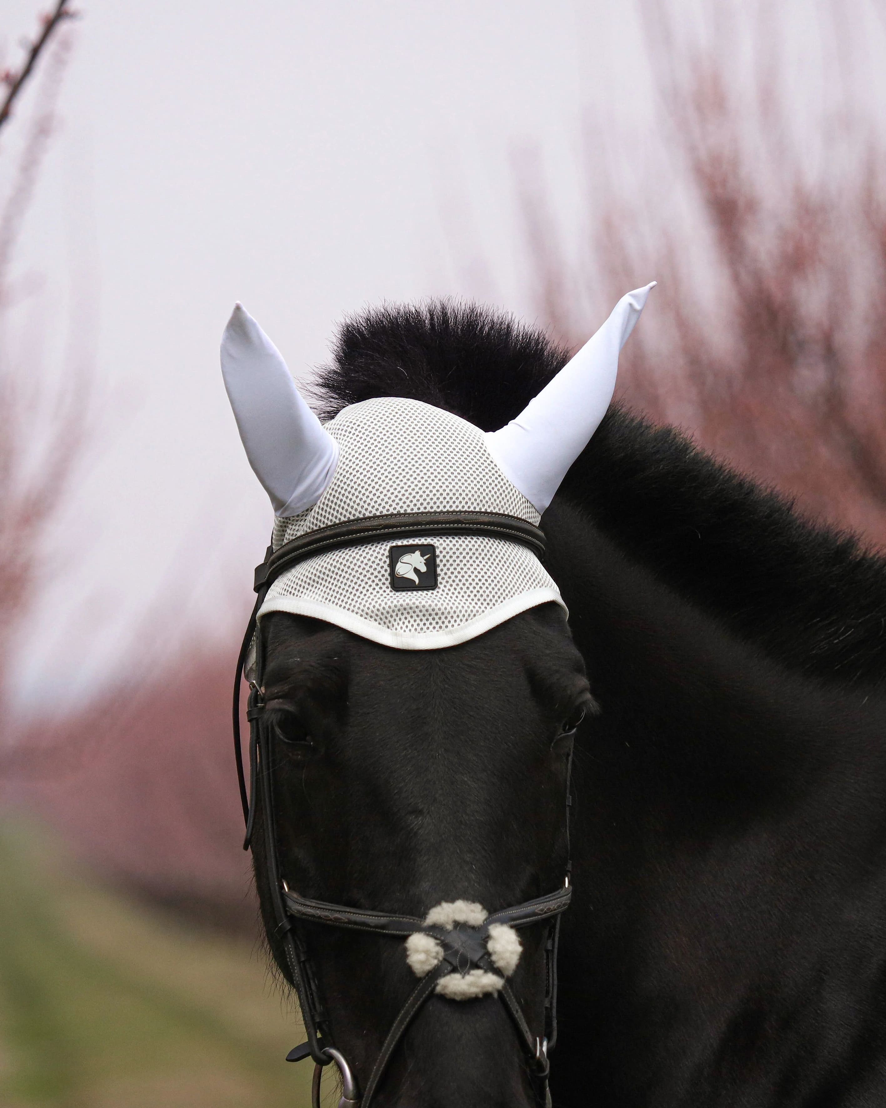 Sally "Cloud" ear bonnet white
